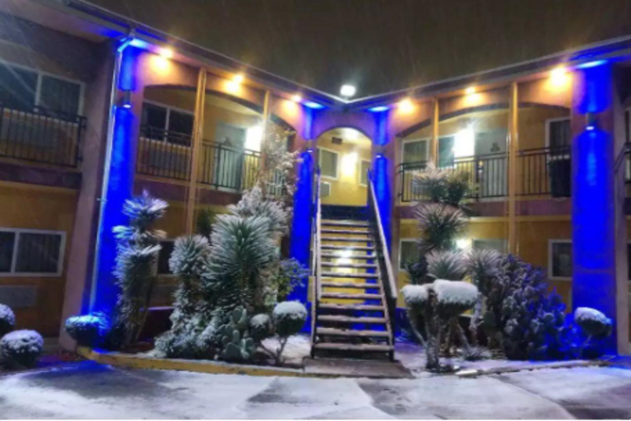 Rodeway Inn Albuquerque Downtown On Rt 66 Esterno foto