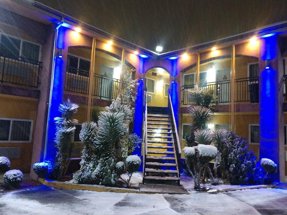 Rodeway Inn Albuquerque Downtown On Rt 66 Esterno foto